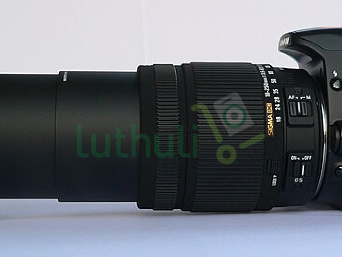 Canon EOS 450D Digital SLR Camera