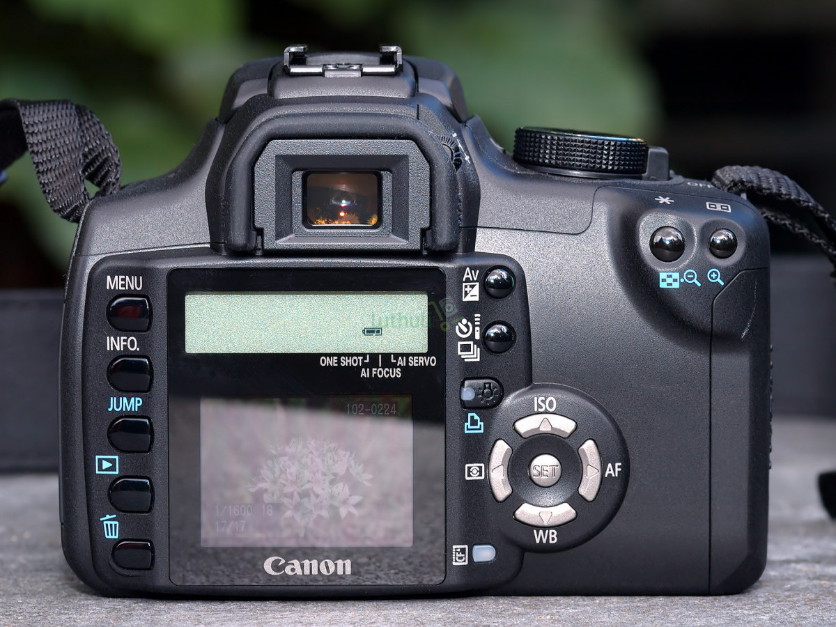 Canon EOS 350D Digital SLR Camera