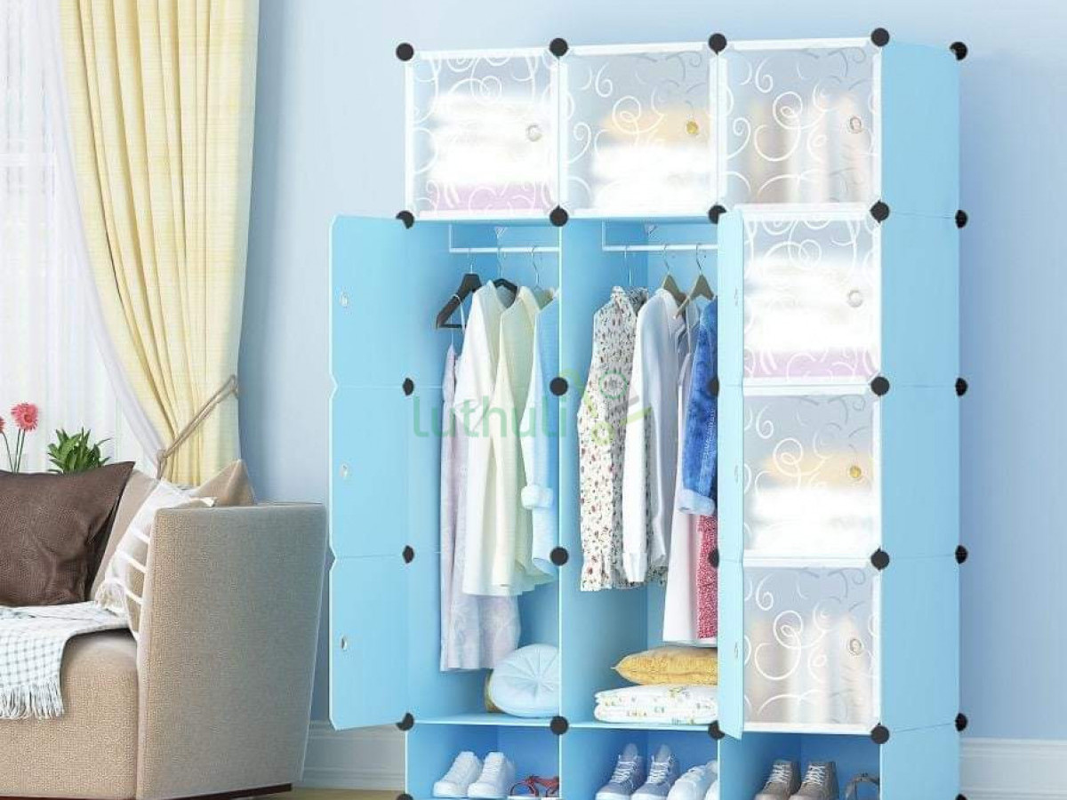 Spacious Wardrobes for Organized Living