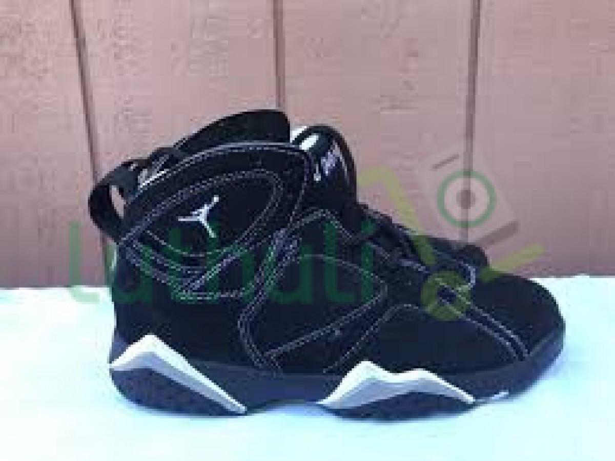 Jordan 7 Sneakers – Premium Basketball Shoes 