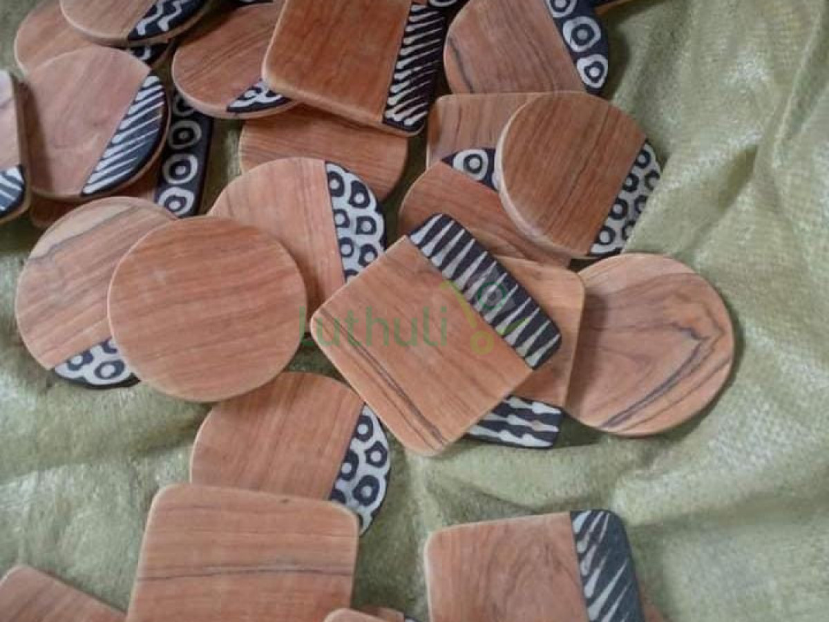 Handcrafted Olive Wood and Bone Inlay Coaster