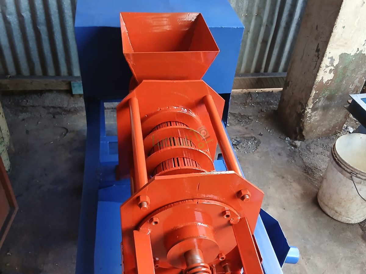 DEWATERING MACHINE