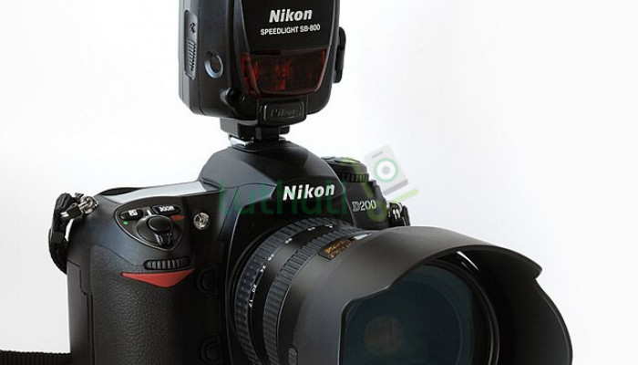 Nikon D70 Digital SLR Camera