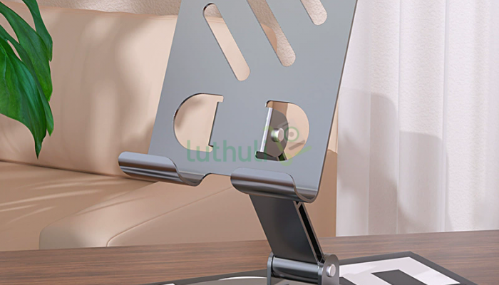 Adjustable Universal Desktop Phone/Tablet Holder
