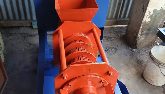 DEWATERING MACHINE